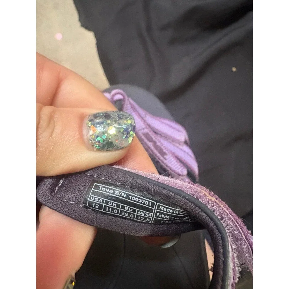 Teva girls size
